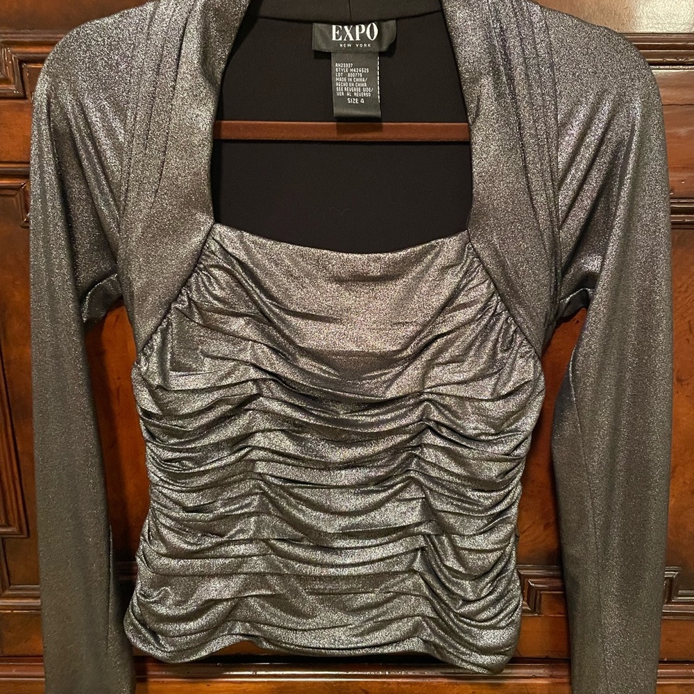 Gorgeous Expo Holiday Top
